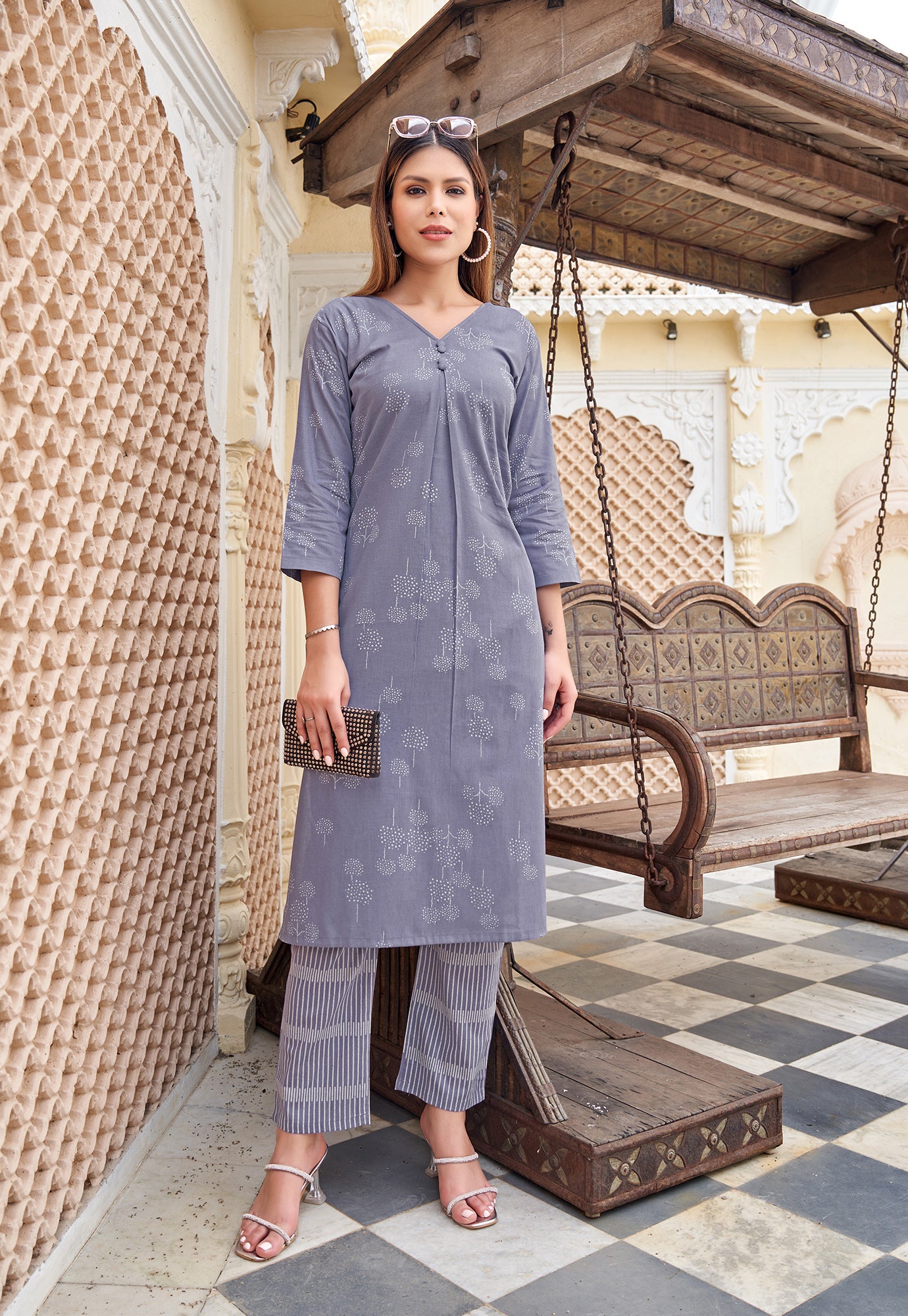 Ethnic Motifs Printed V-Neck Straight Kurta with Trousers-FLORAL STYLE
