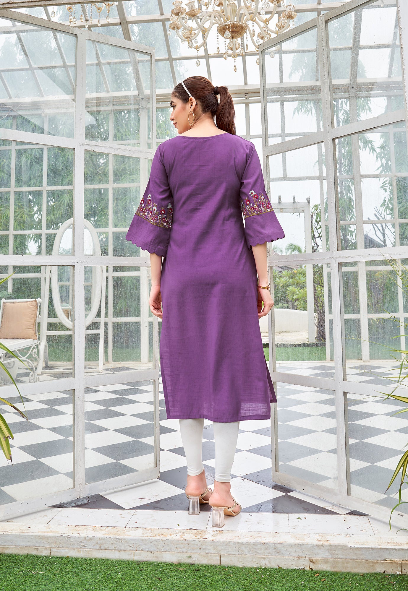 Floral Embroidered Flared Sleeves Thread Work Thread Work Kurti-ZAREENA