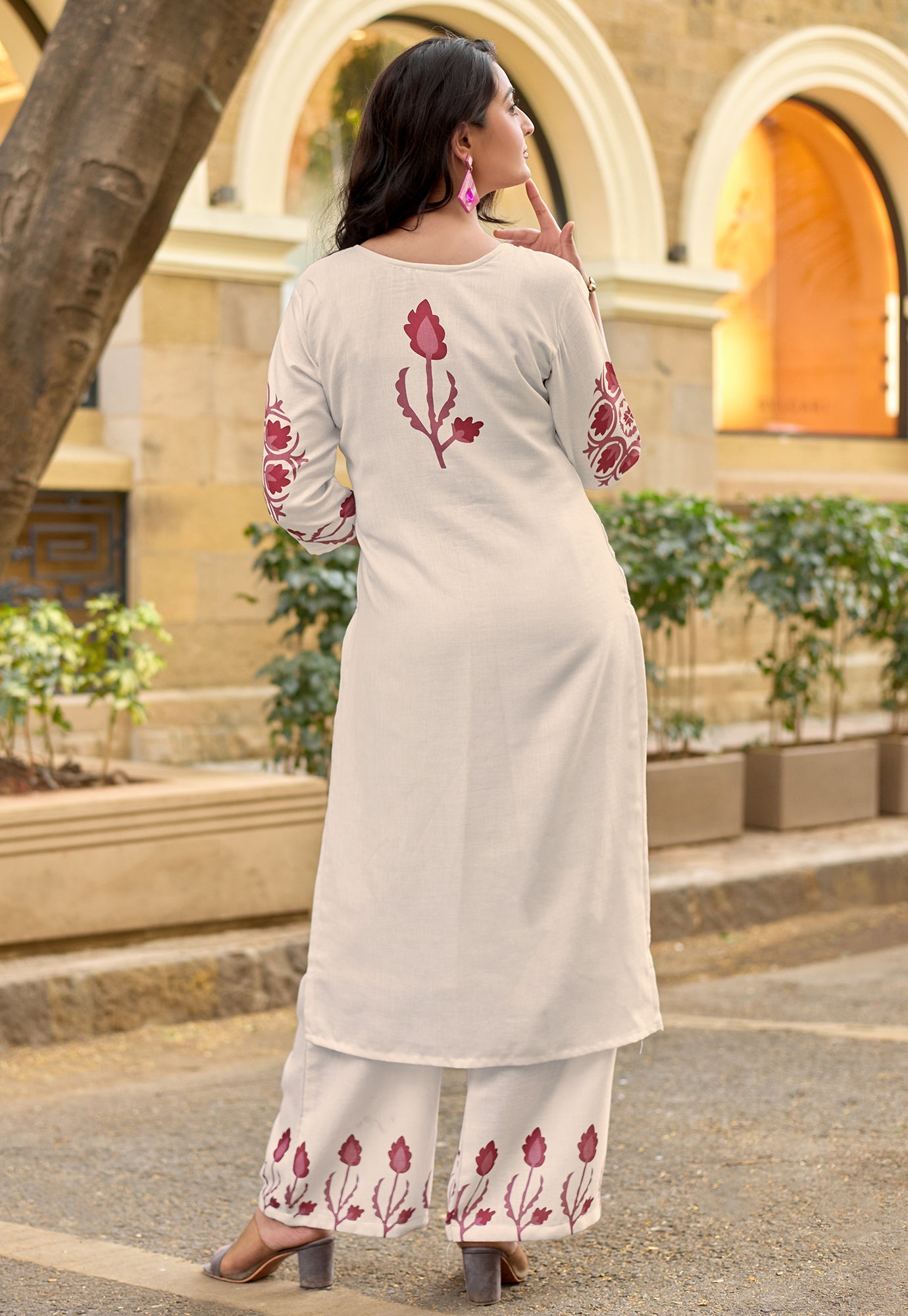 Women Ethnic Motifs Printed Regular Kurta with Palazzos-IV-1034