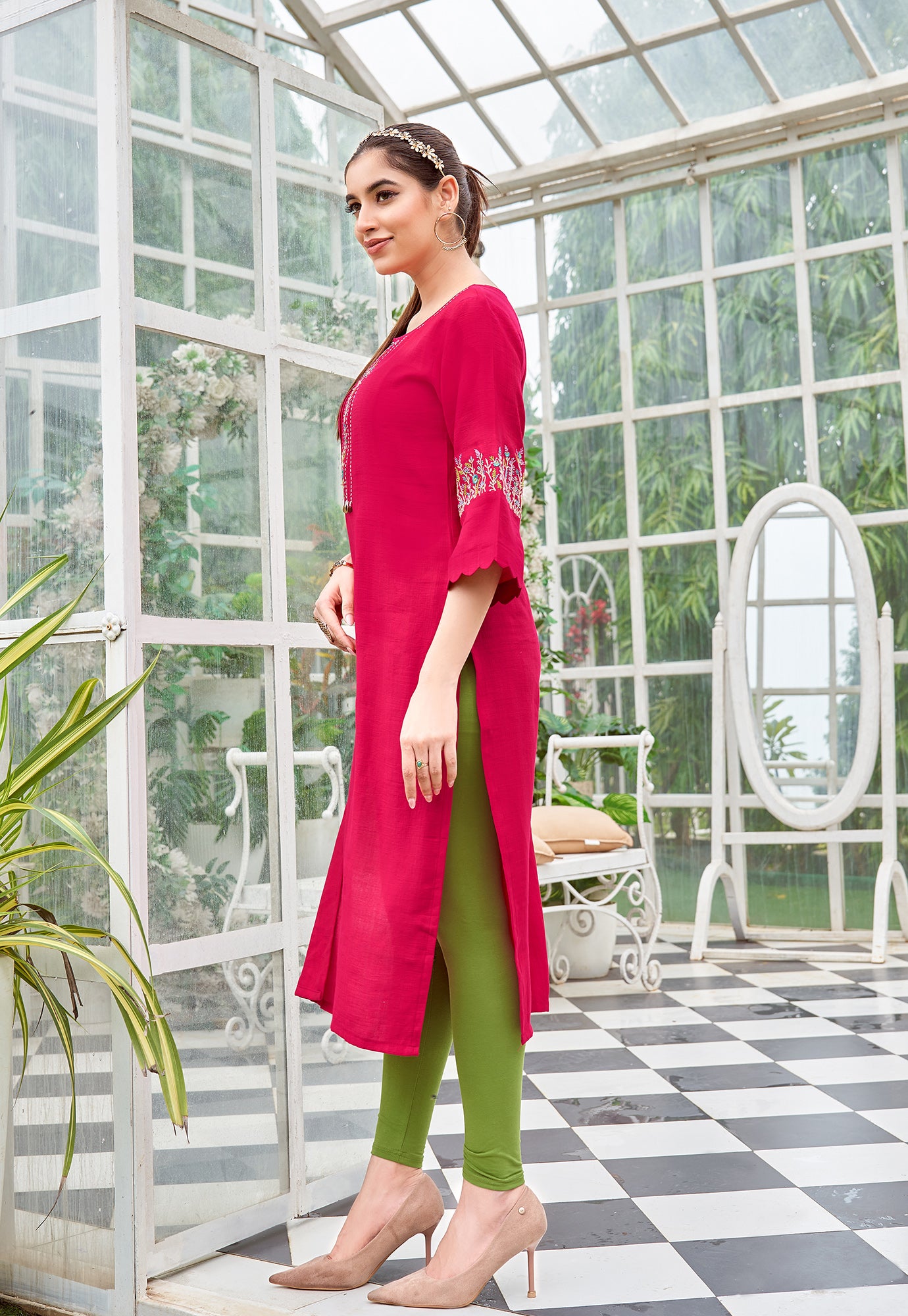 Floral Embroidered Flared Sleeves Thread Work Thread Work Kurti-ZAREENA