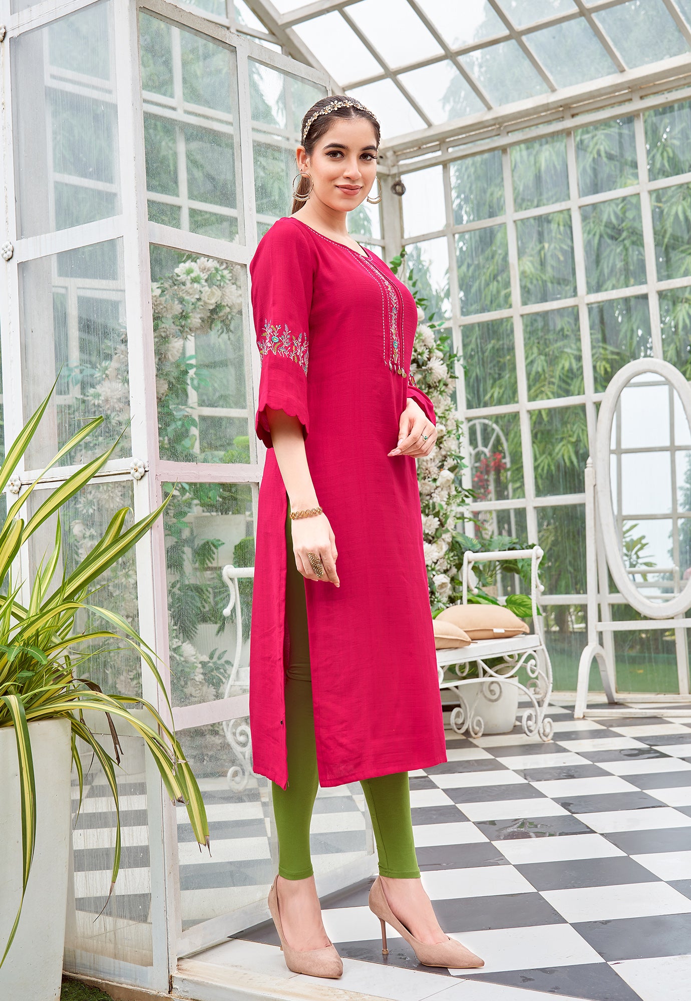 Floral Embroidered Flared Sleeves Thread Work Thread Work Kurti-ZAREENA