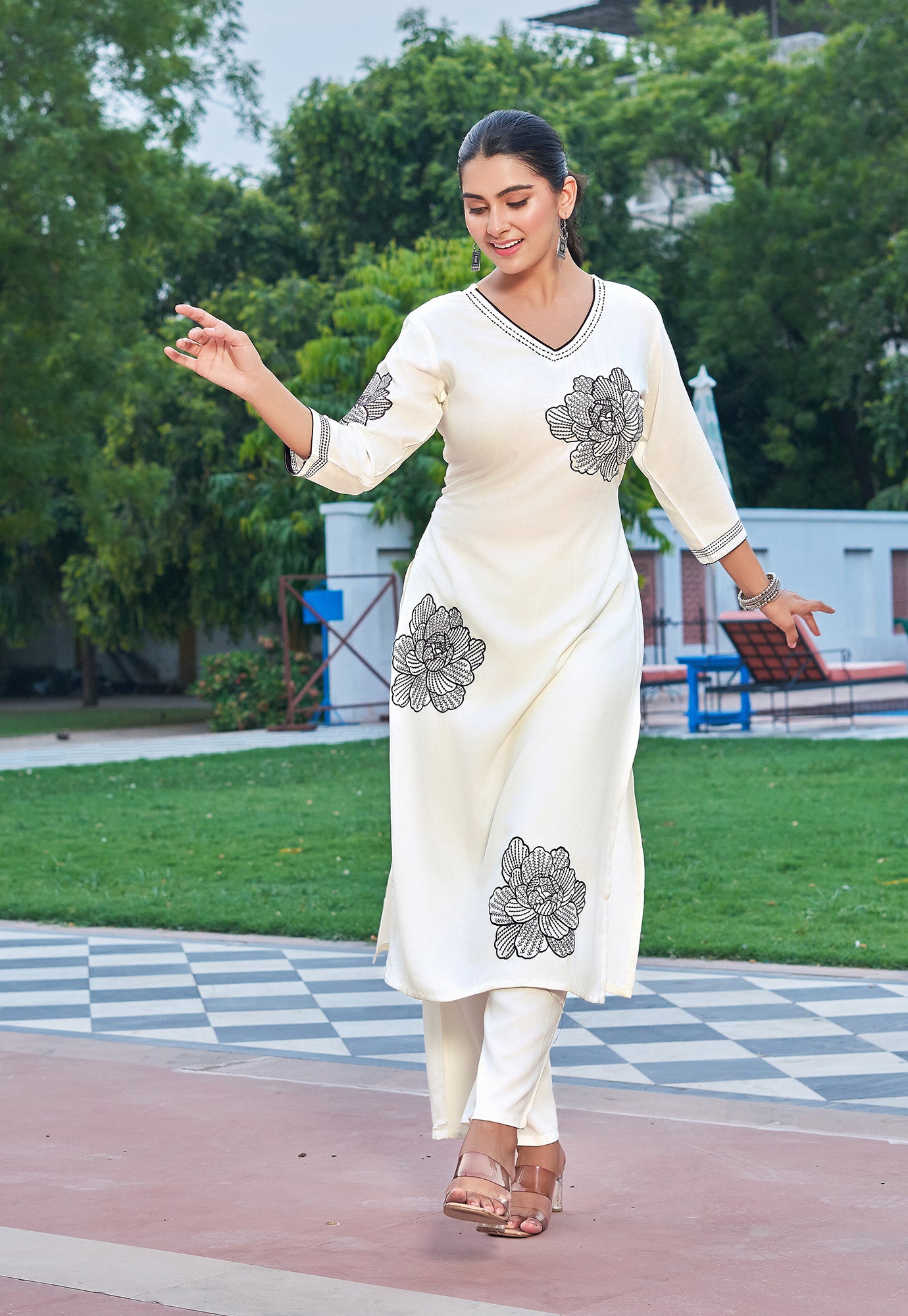 Women Floral Embroidered Kurta with Palazzos-RAMYAA