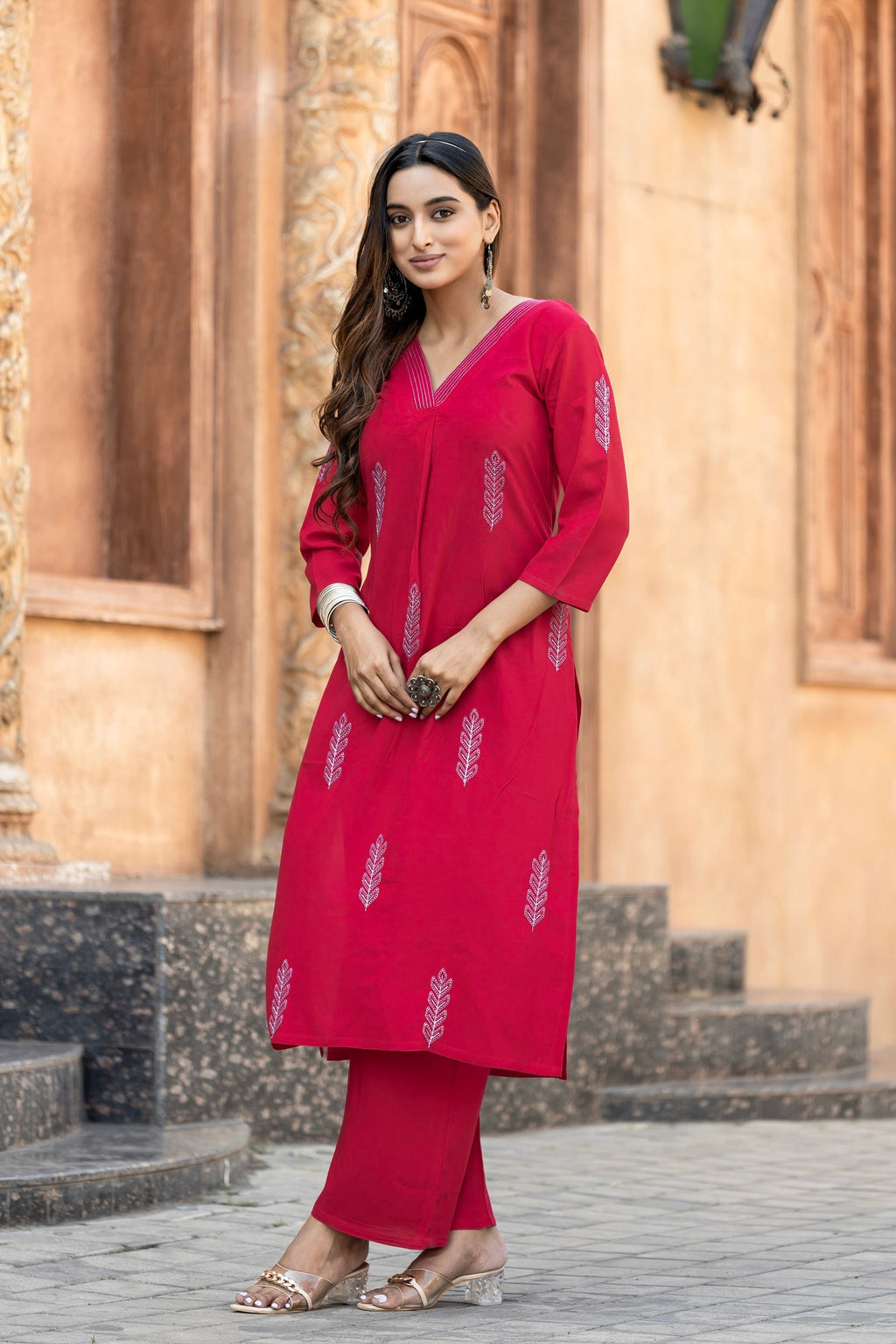 Floral Thread Work Straight Kurta with Palazzos-ALBELLA
