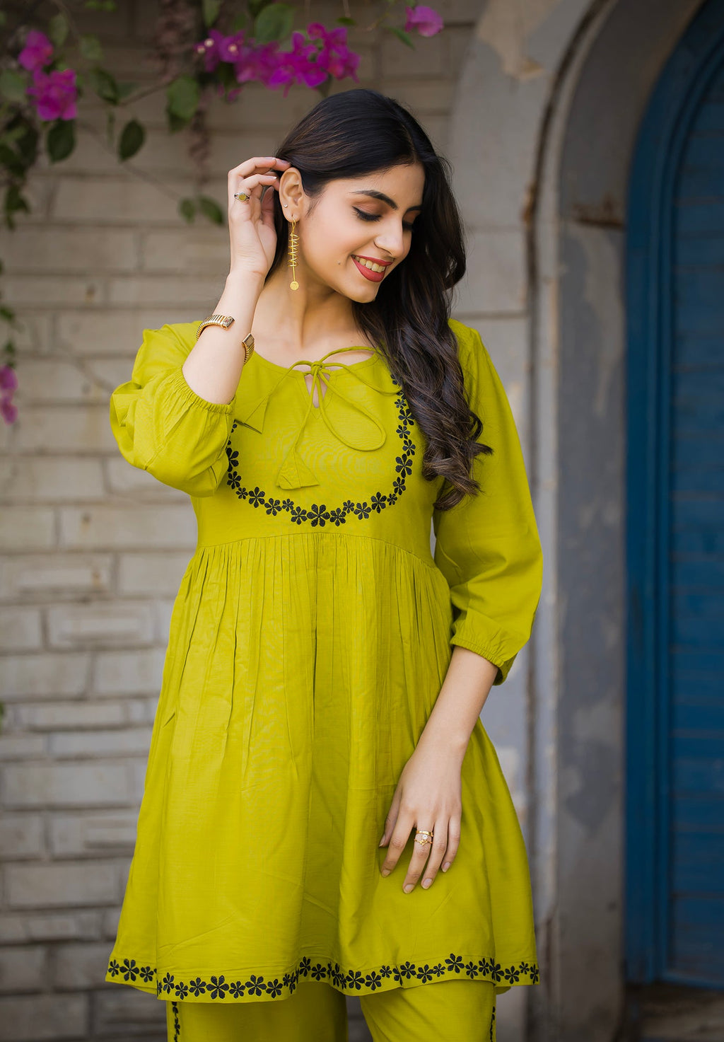 Women Rayon Comfortable and Stylish Kurta & Palazzo Set-ROZELLA
