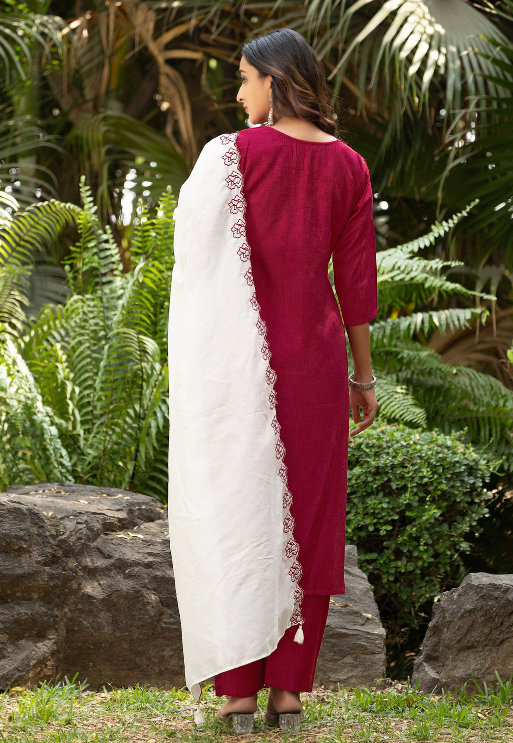 Women Thread & Hand work Viscose weaving Kurta With Trouser & Dupatta-ELITE
