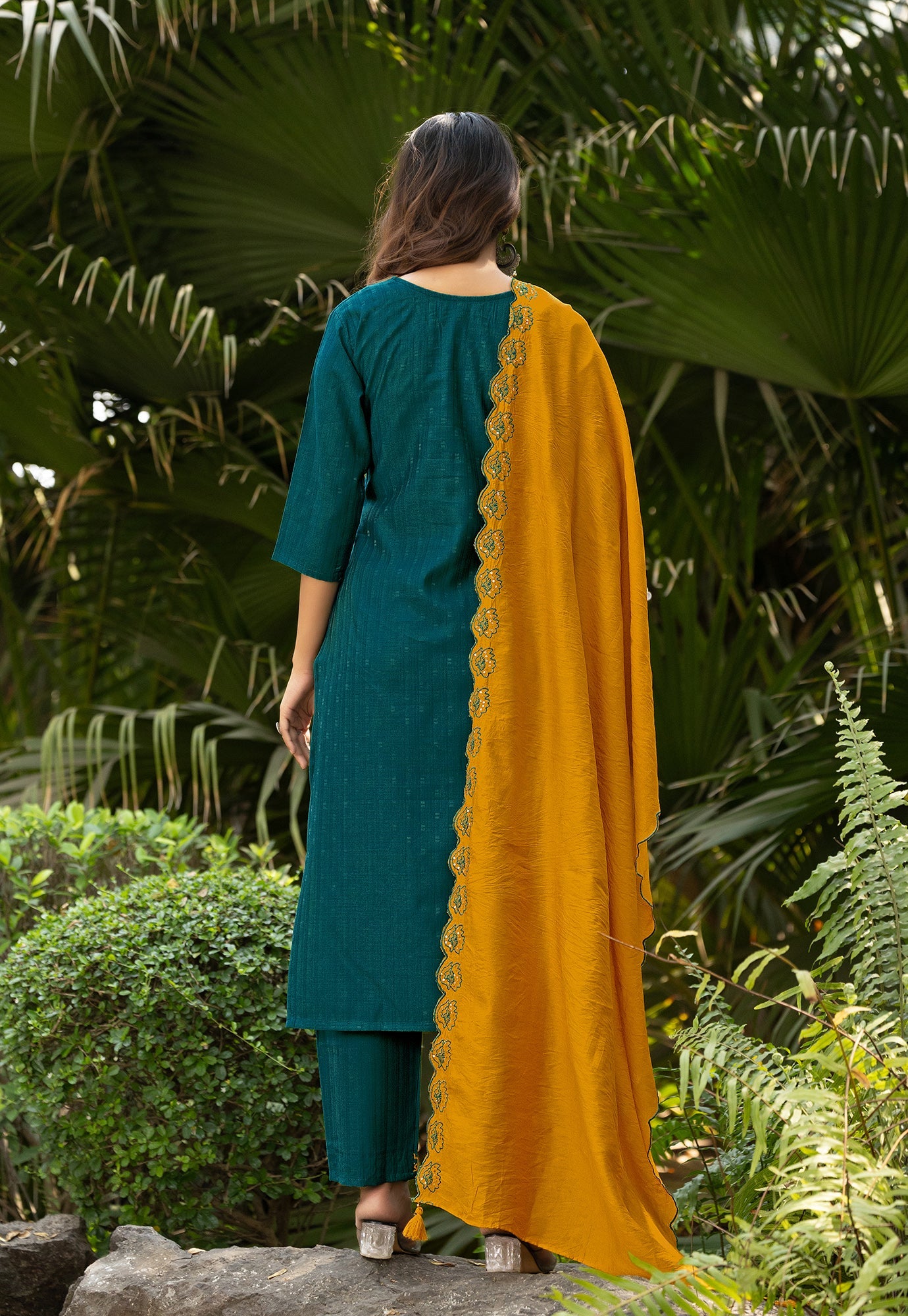 Women Thread & Hand work Viscose weaving Kurta With Trouser & Dupatta-ELITE