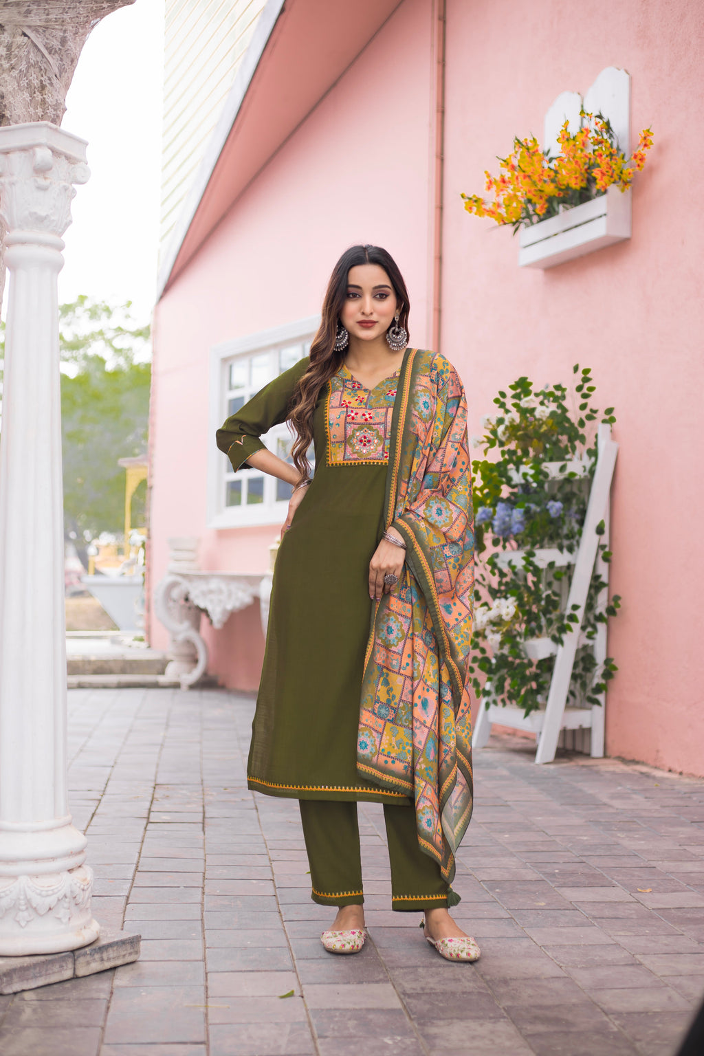 Women Modal Print  Straight Kurta With Pant And Dupatta Suit Set-DAY LIGHT