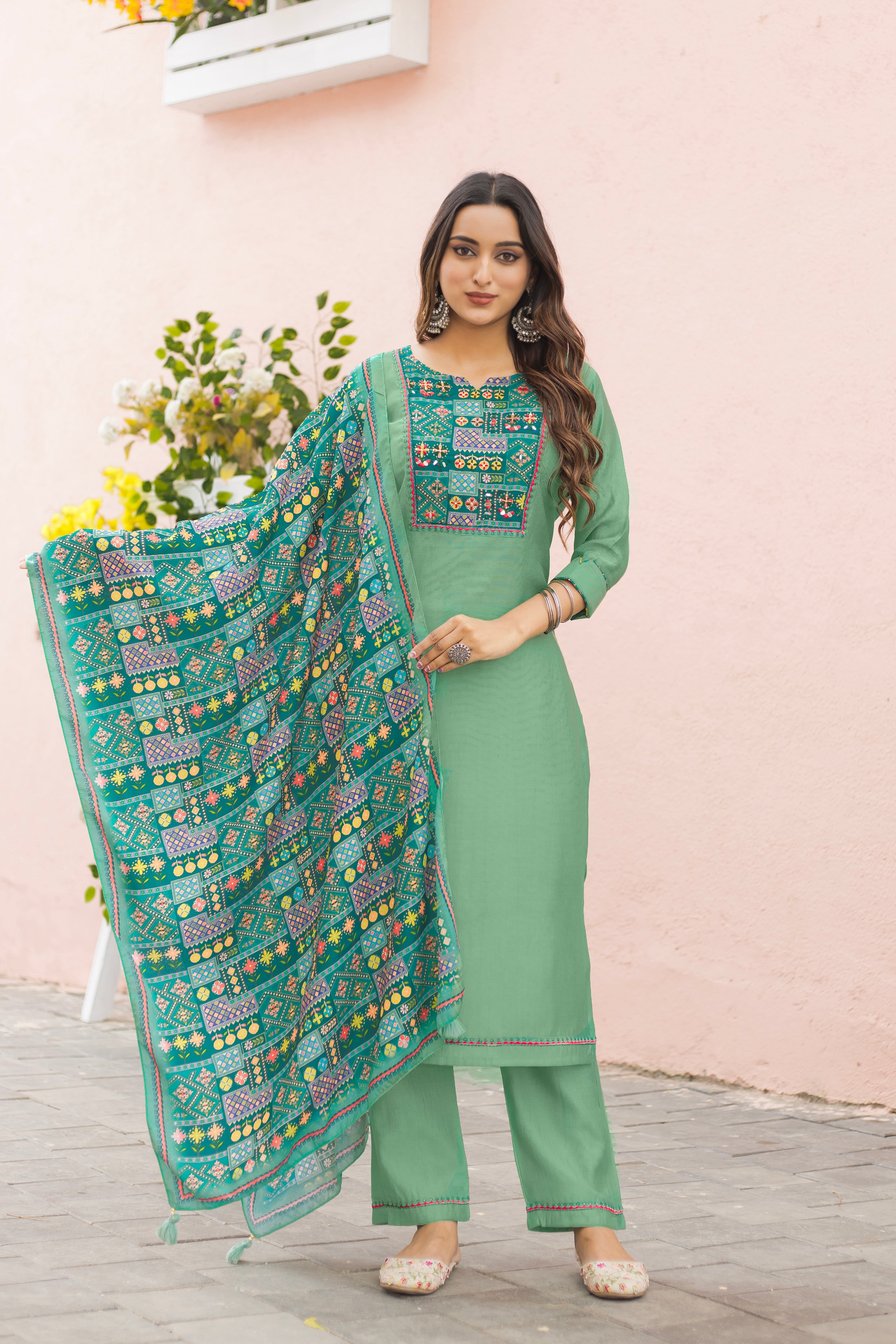 Women Modal Print  Straight Kurta With Pant And Dupatta Suit Set -DAYLIGHT