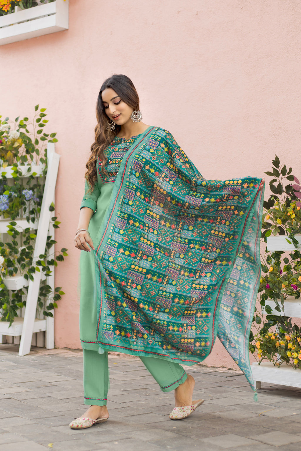 Women Modal Print  Straight Kurta With Pant And Dupatta Suit Set -DAYLIGHT