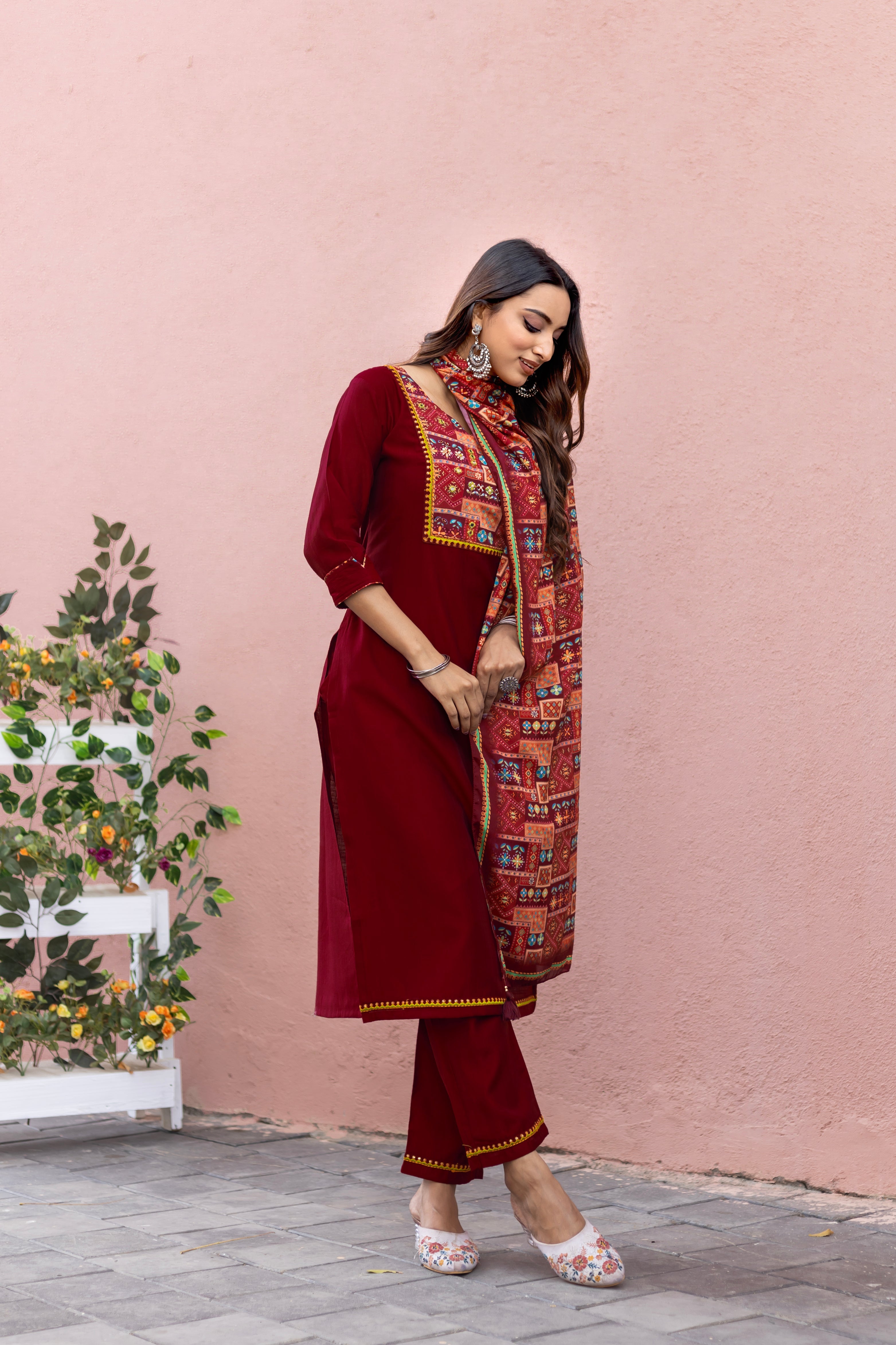 Women Modal Print  Straight Kurta With Pant And Dupatta Suit Set-DAYLIGHT