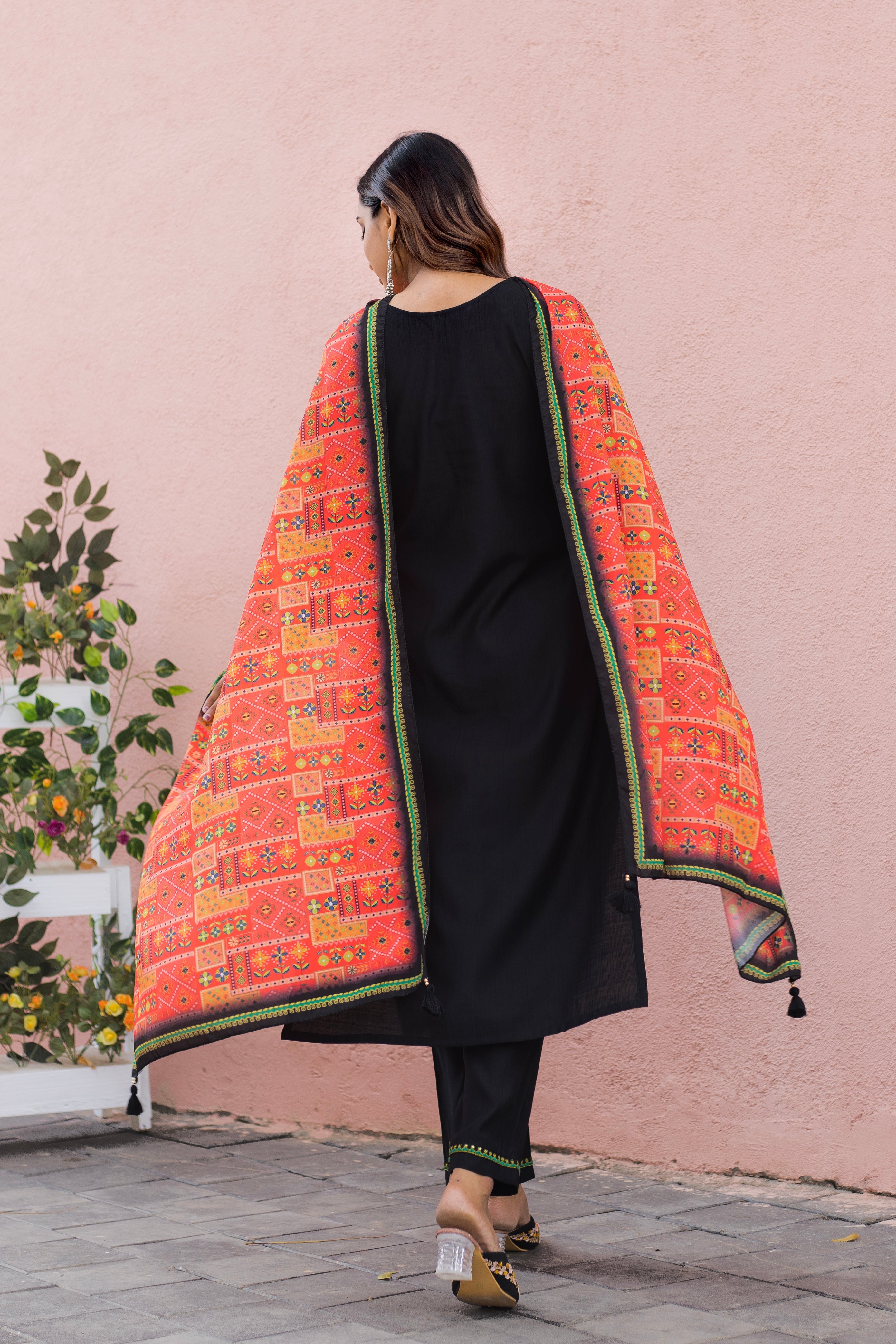 Women Modal Print  Straight Kurta With Pant And Dupatta Suit Set-DAYLIGHT