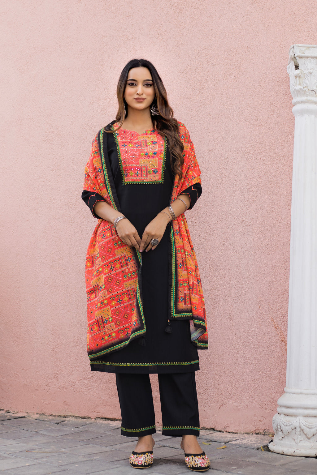 Women Modal Print  Straight Kurta With Pant And Dupatta Suit Set-DAYLIGHT