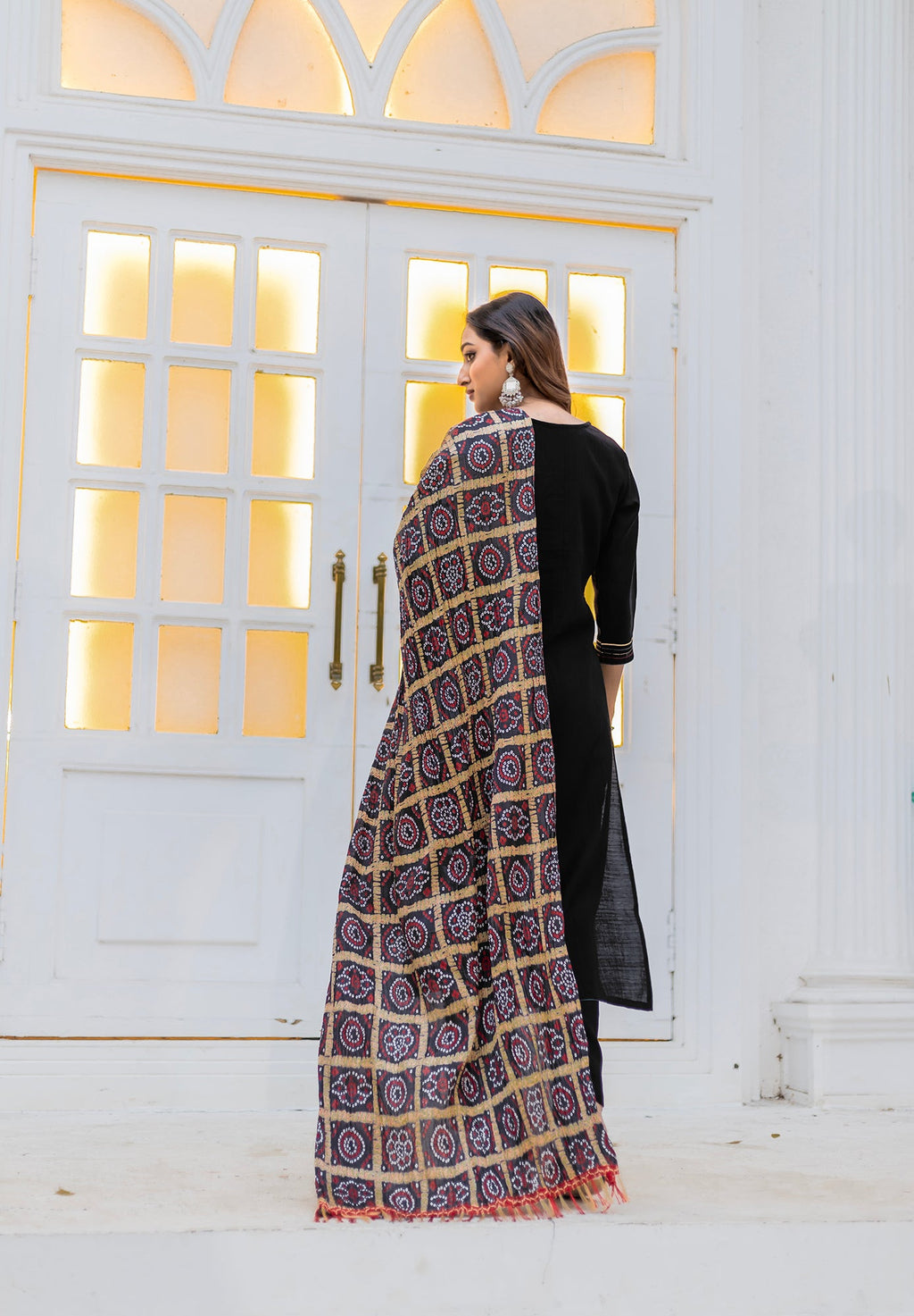 Women Viscos Weaving Straight Kurta With Pant And Dupatta Suit Set-NIKITA