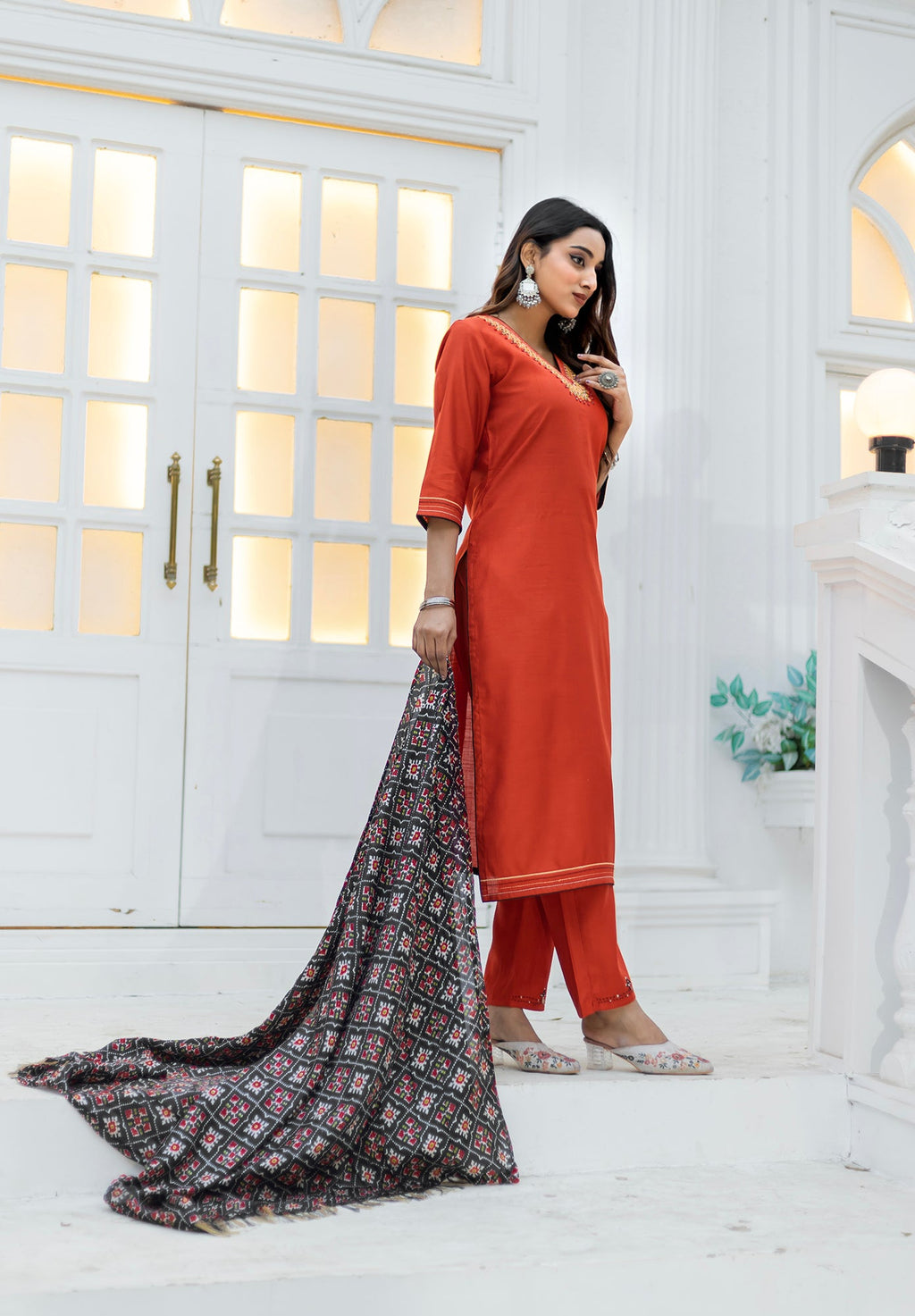 Women Viscos Weaving Straight Kurta With Pant And Dupatta Suit Set-NIKITA