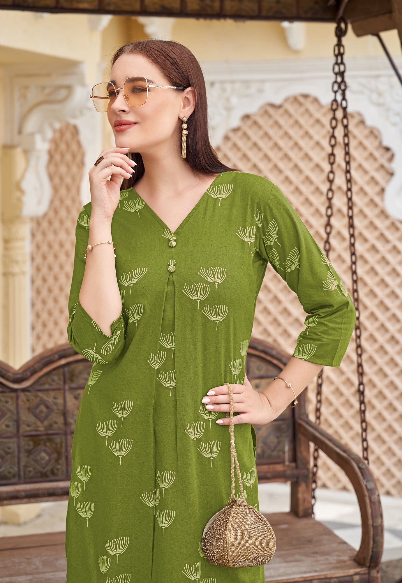 Ethnic Motifs Printed V-Neck Straight Kurta with Trousers-FLORAL STYLE