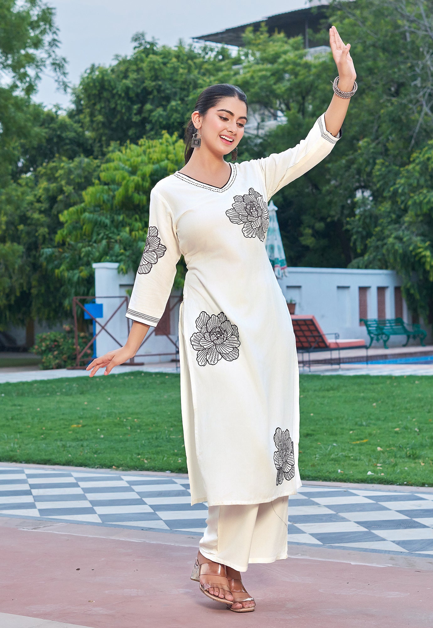Women Floral Embroidered Kurta with Palazzos-RAMYAA
