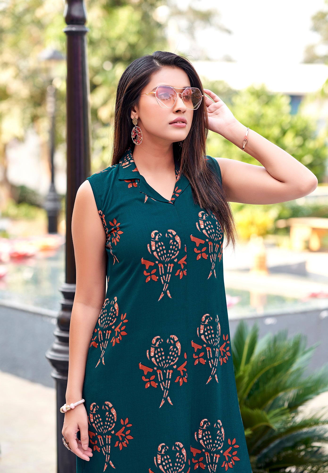 Floral Printed Shirt Collar Straight Kurta With Palazzos-SAMIKSHA