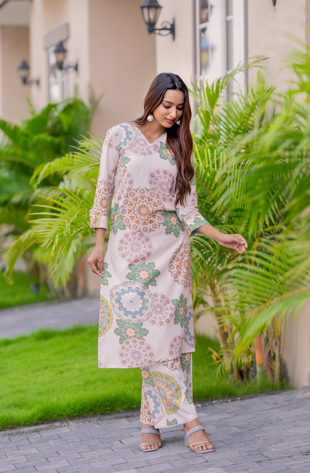 Ethnic Motifa Printed Straight Kurta with Palazzos-SULEKHA