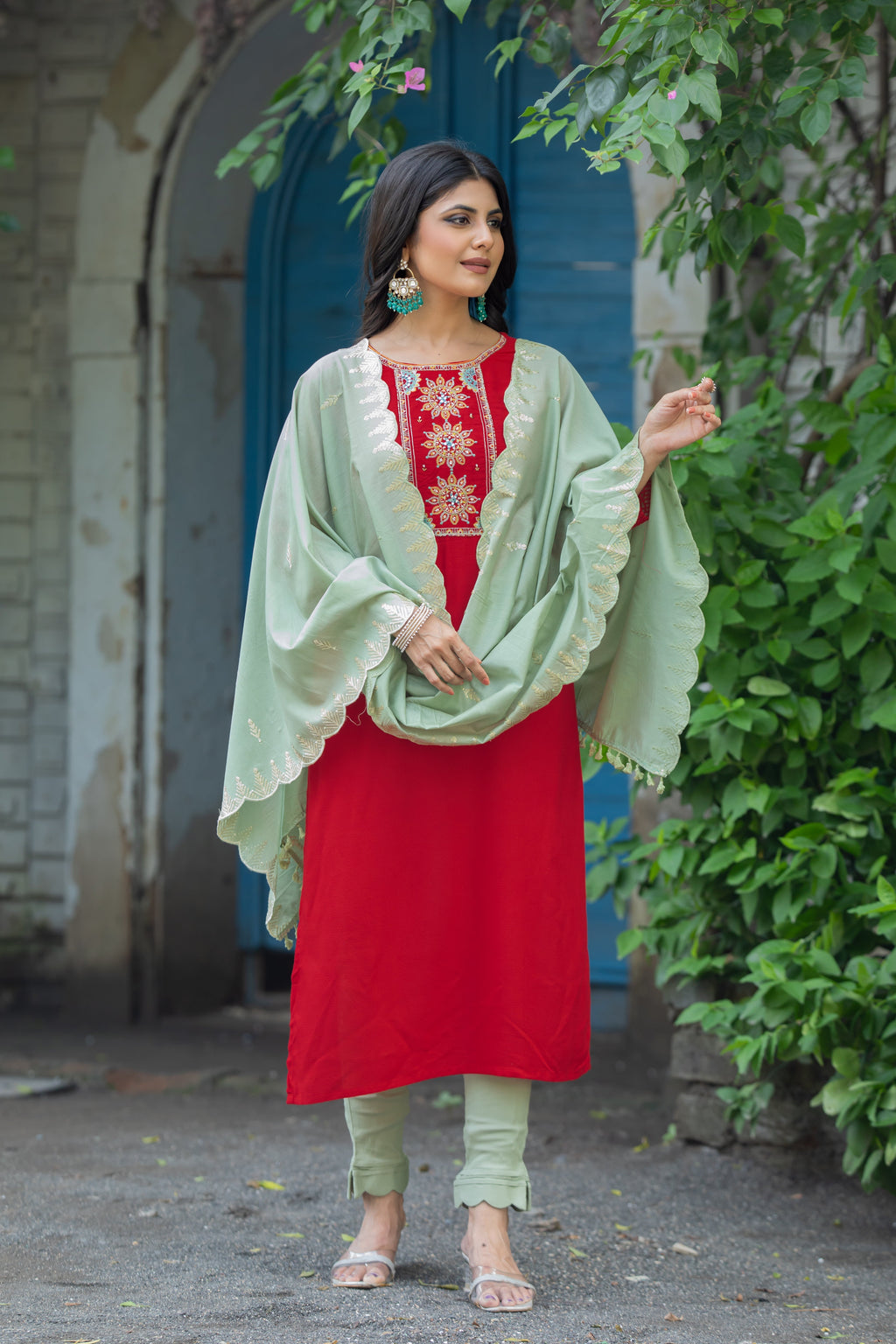RED KURTA SET FOR WOMEN WITH DUPATTA-WG/7004