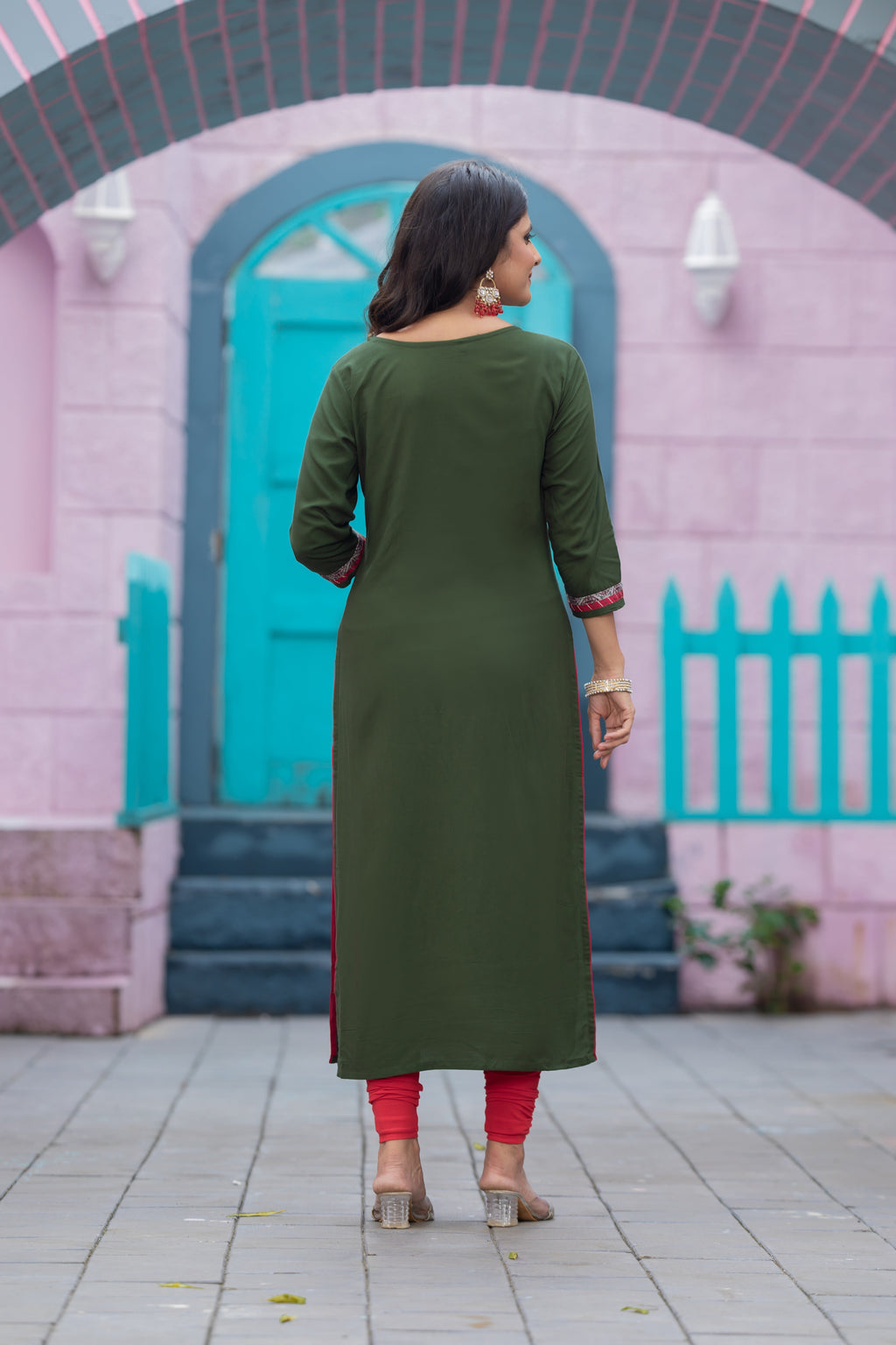 Luxurious Comfort The Green Heavy Rayon straight Kurti-PALAK39