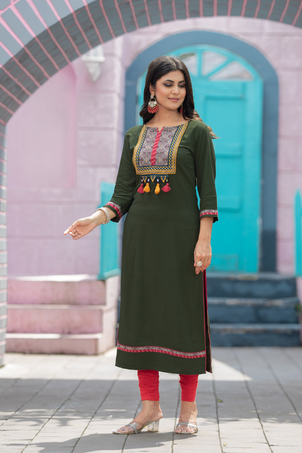 Luxurious Comfort The Green Heavy Rayon straight Kurti-PALAK39