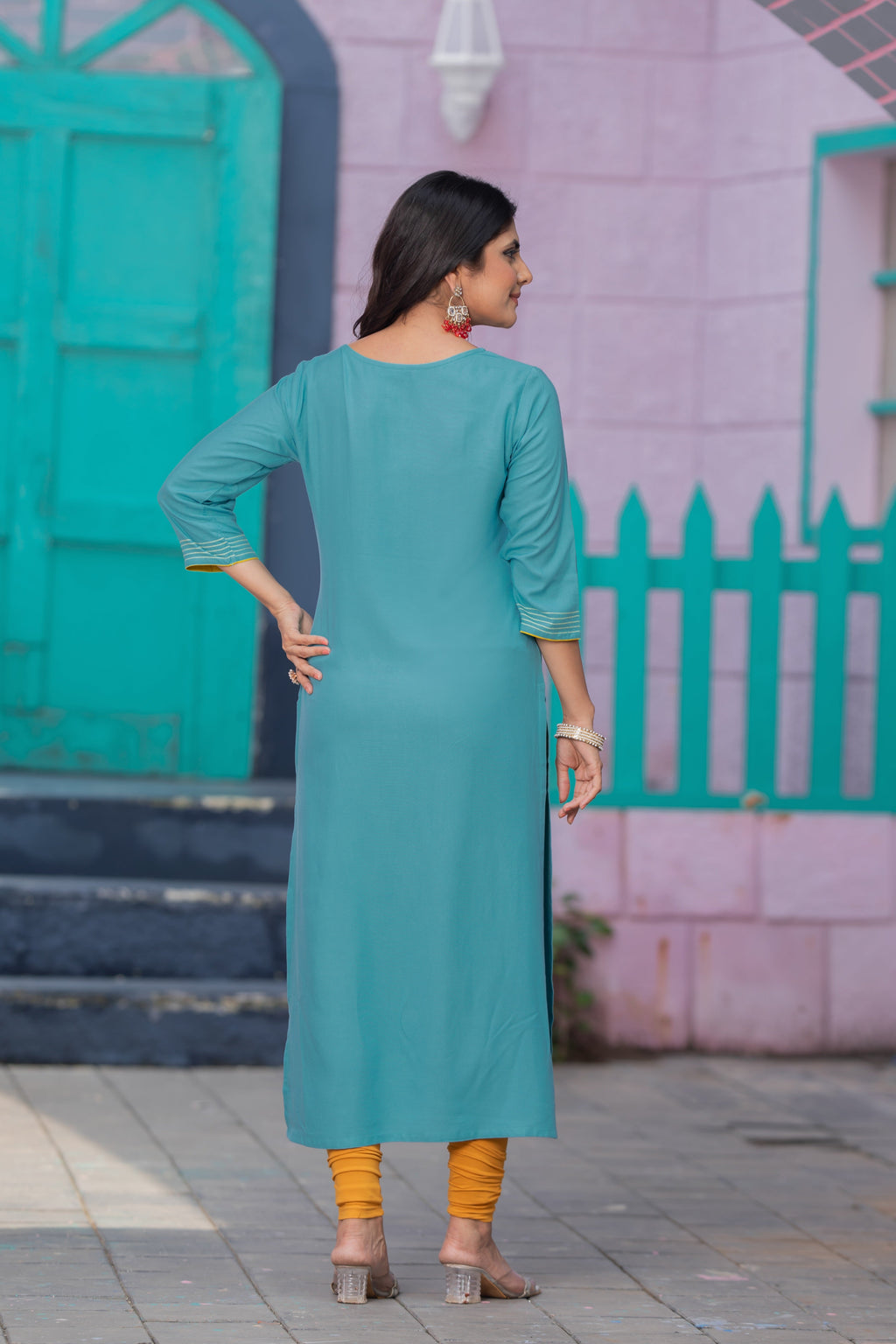Luxurious Comfort The Sky Heavy Rayon straight Kurti-PALAK39
