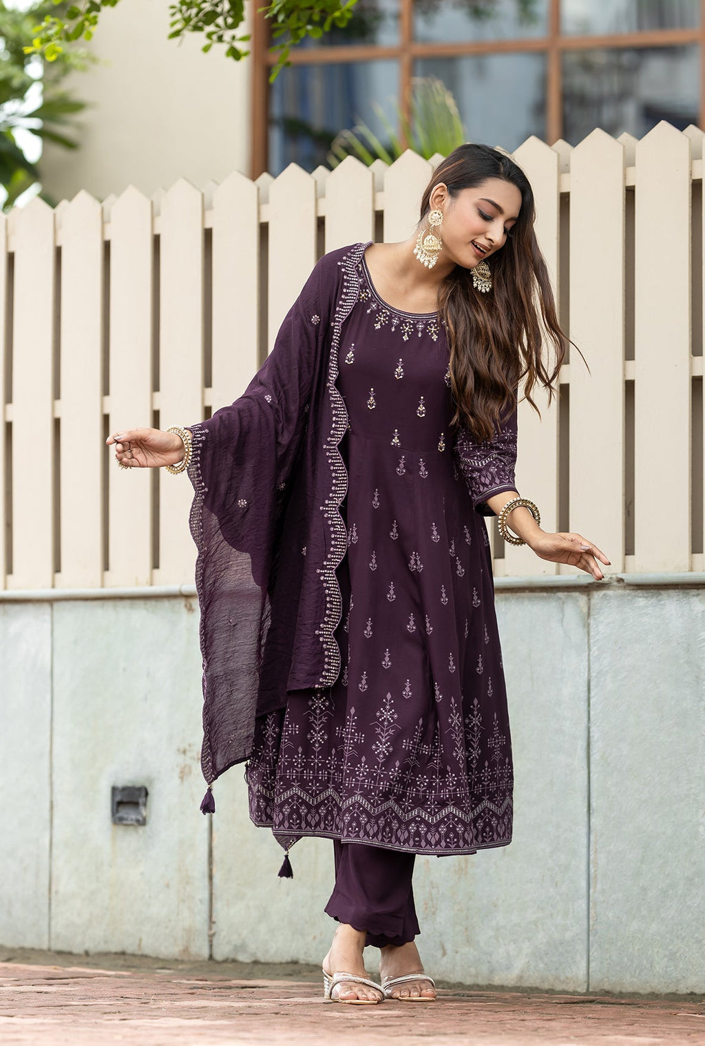 Women Printed Regular Sequinned Kurti with Trousers & With Dupatta-TYOHAR