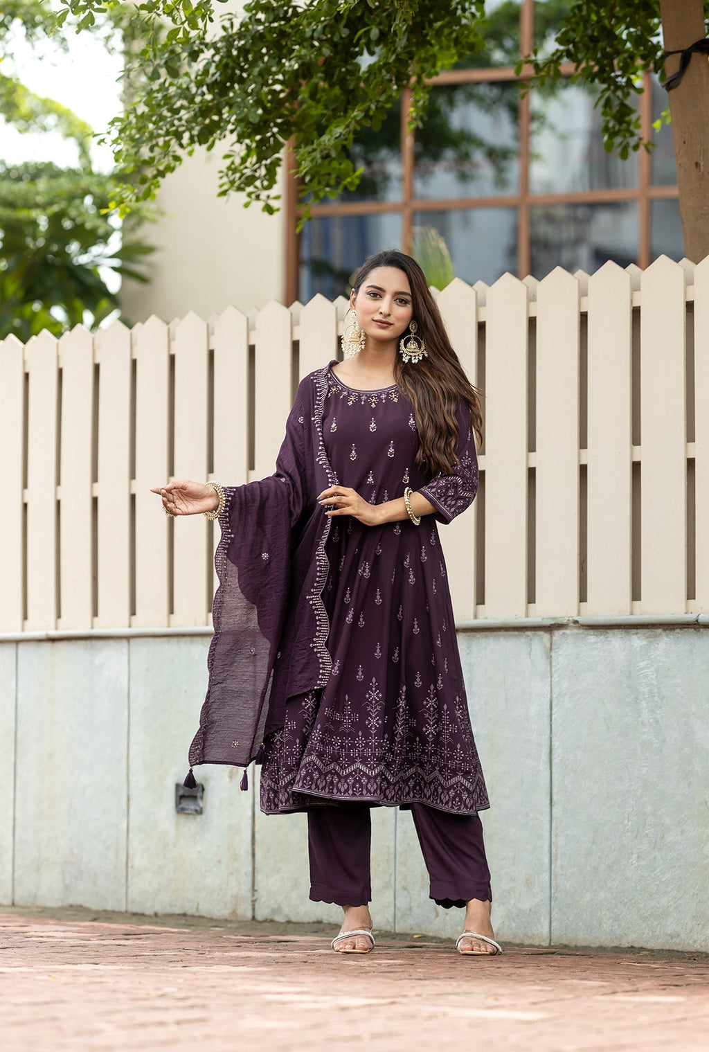 Women Printed Regular Sequinned Kurti with Trousers & With Dupatta-TYOHAR
