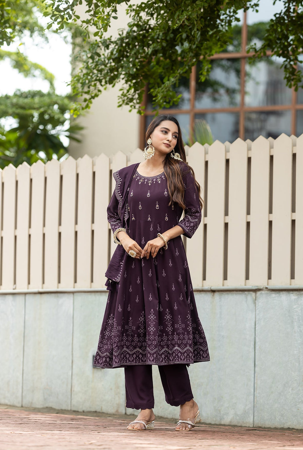 Women Printed Regular Sequinned Kurti with Trousers & With Dupatta-TYOHAR
