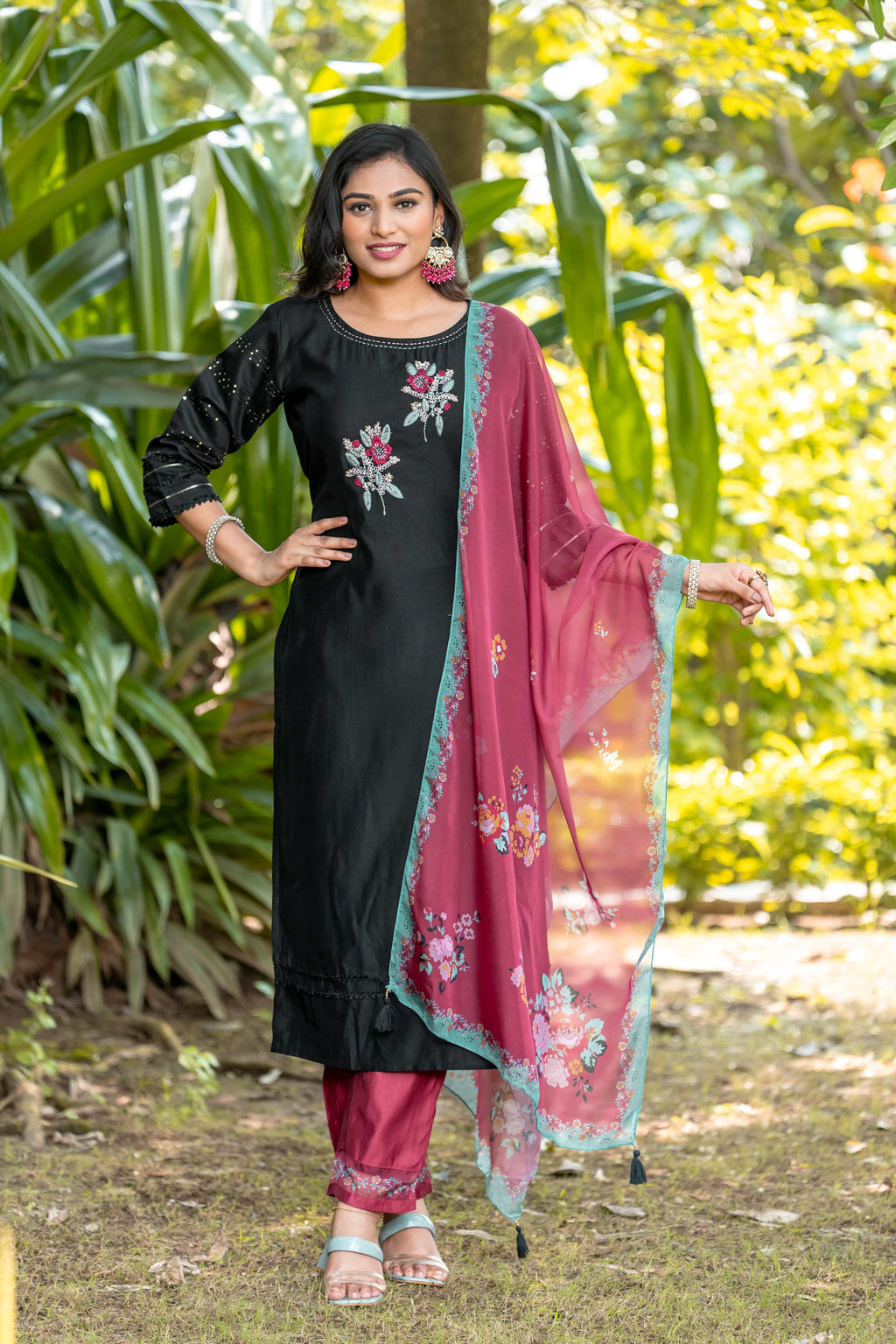 WOMEN STRAIGHT KURTA SET WITH DUPATTA-WG/1006