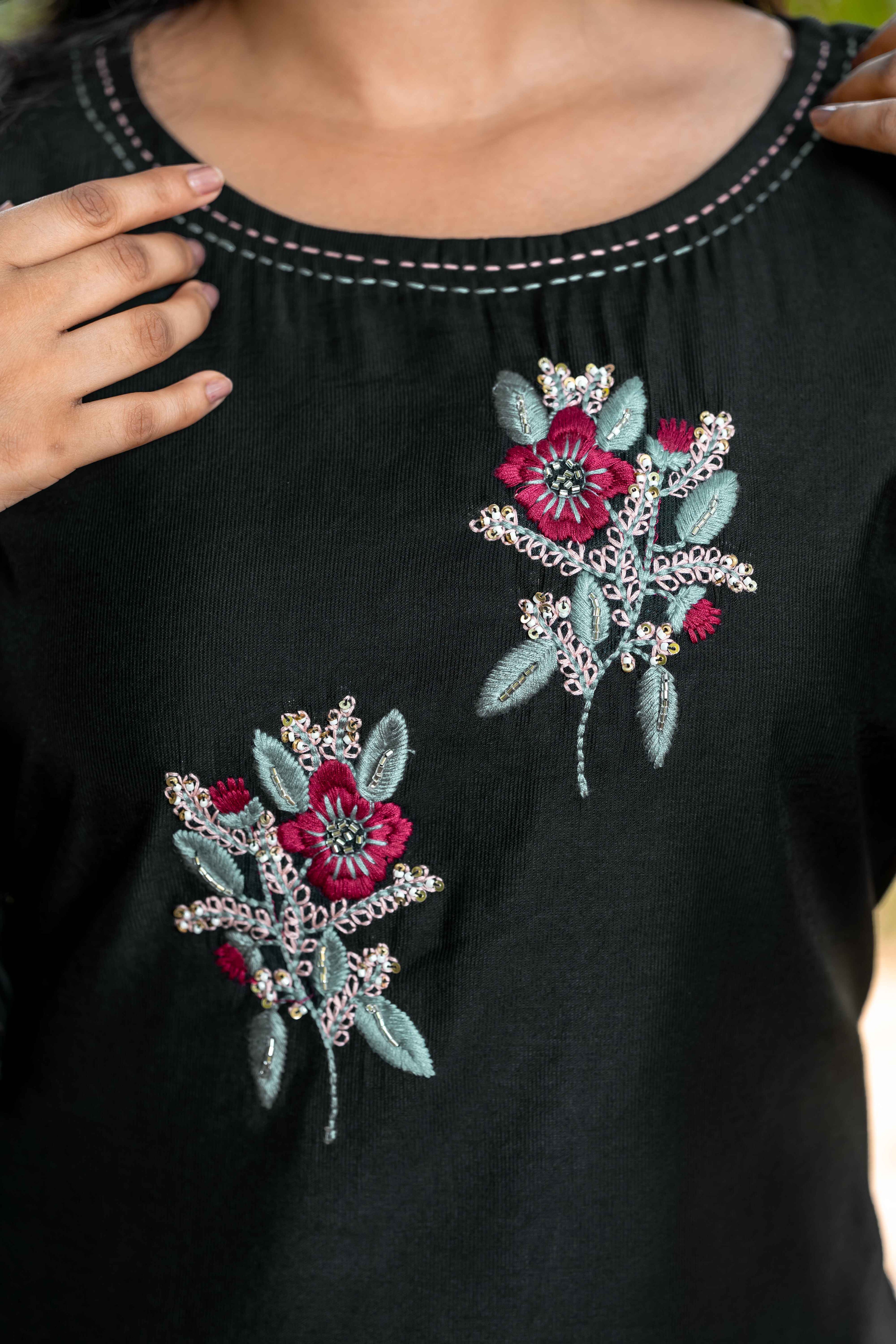 WOMEN STRAIGHT KURTA SET WITH DUPATTA-WG/1006