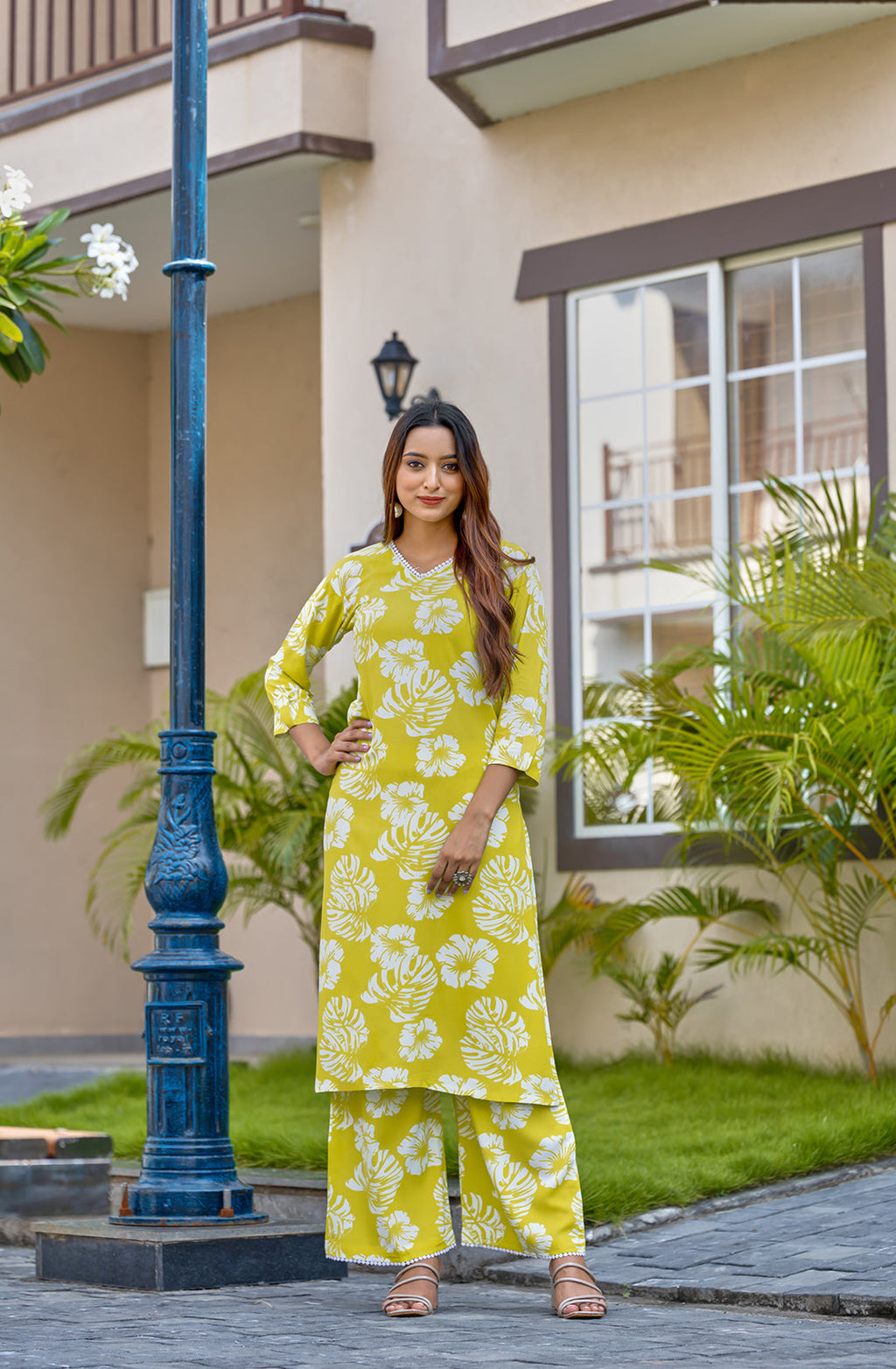 Floral Printed Straight Kurta with Palazzos-SULEKHA
